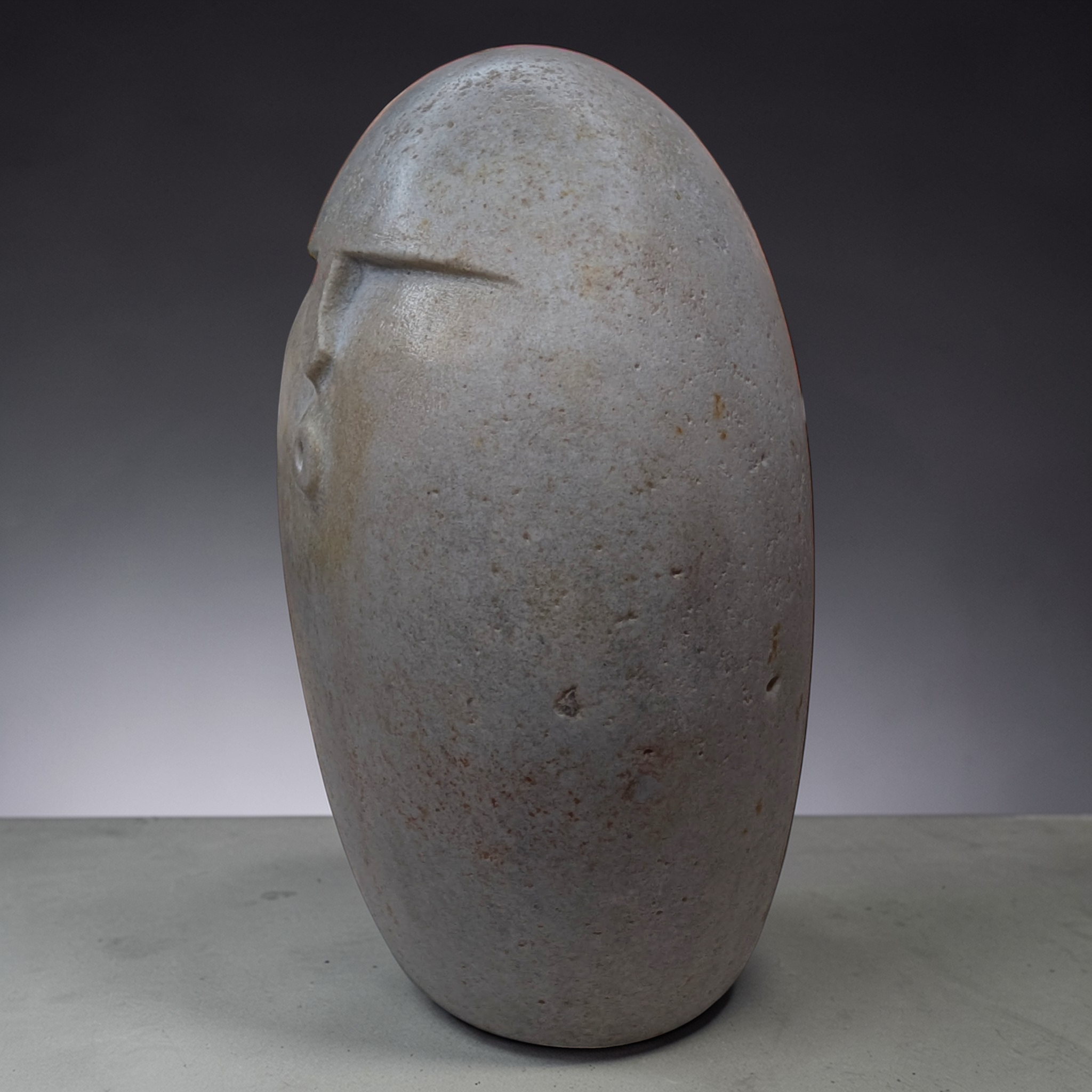 Handmade Stone OoF Face Sculpture: Quirky Home Decor