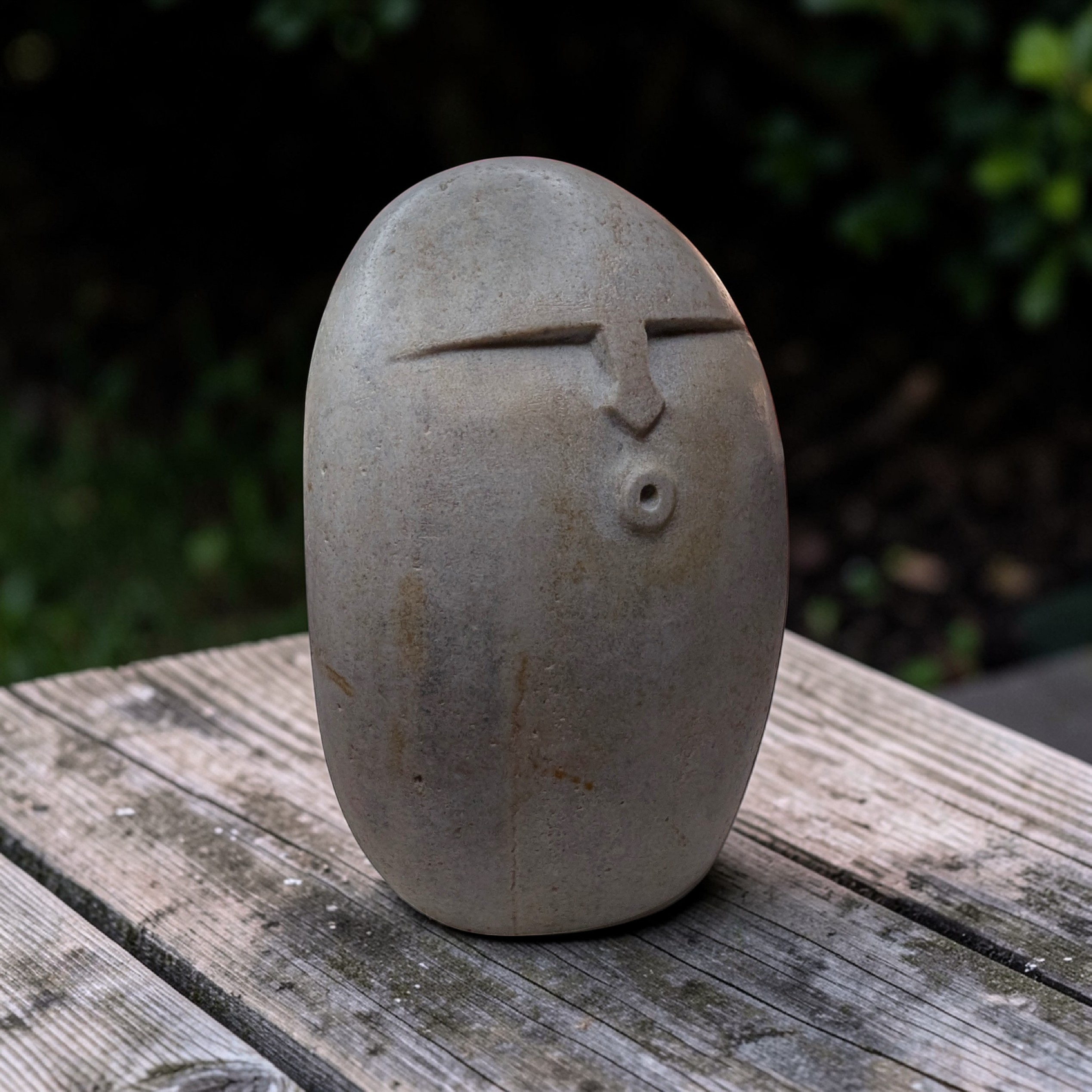 Handmade Stone OoF Face Sculpture: Quirky Home Decor